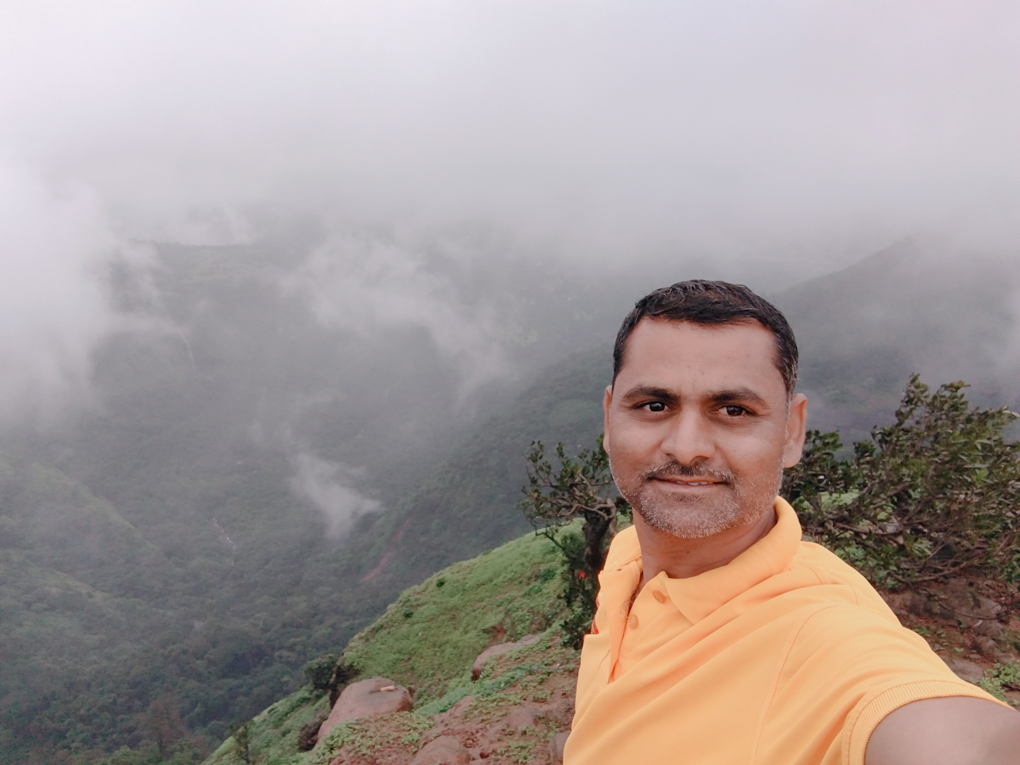 Santosh photo