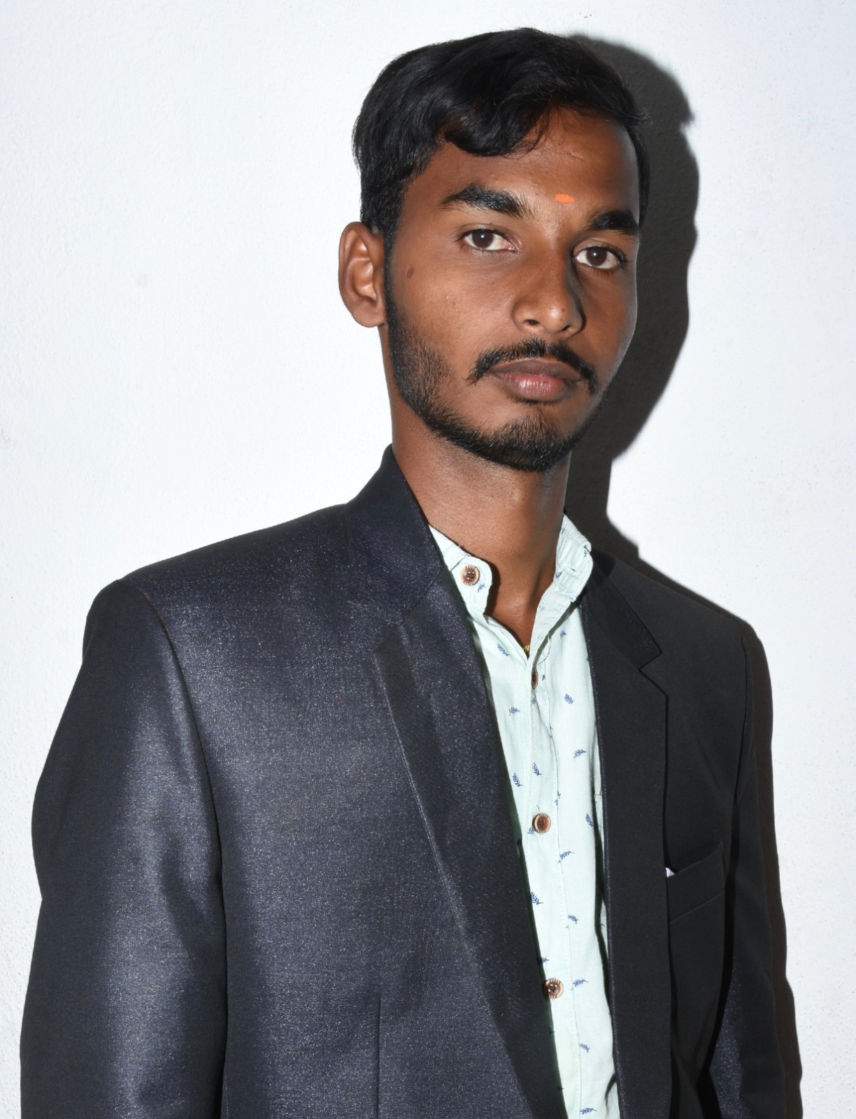 Anjesh E photo
